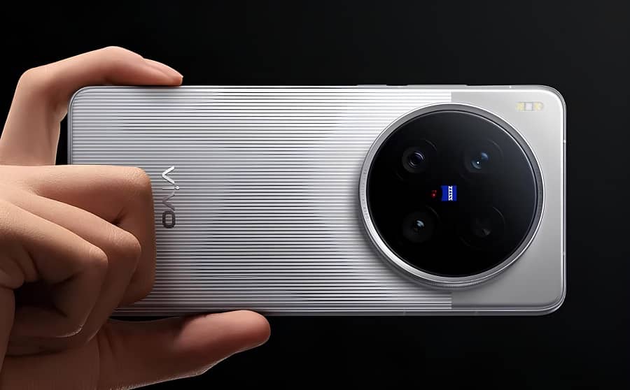 كاميرا Vivo X300 Ultra