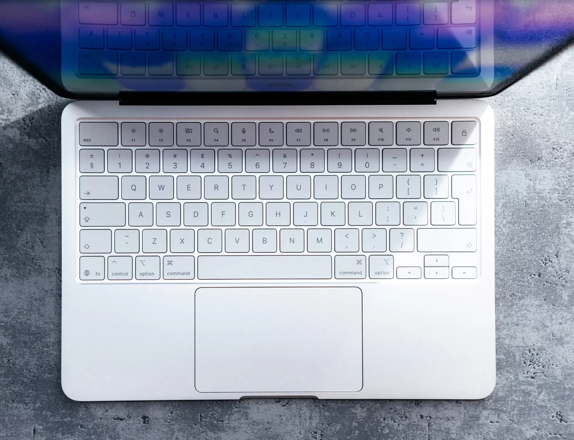 آبل تعتزم تقليص إنتاج MacBook Neo بنسبة 40% بسبب أزمة DRAM آبل تعتزم تقليص إنتاج MacBook Neo بنسبة 40% بسبب أزمة DRAM