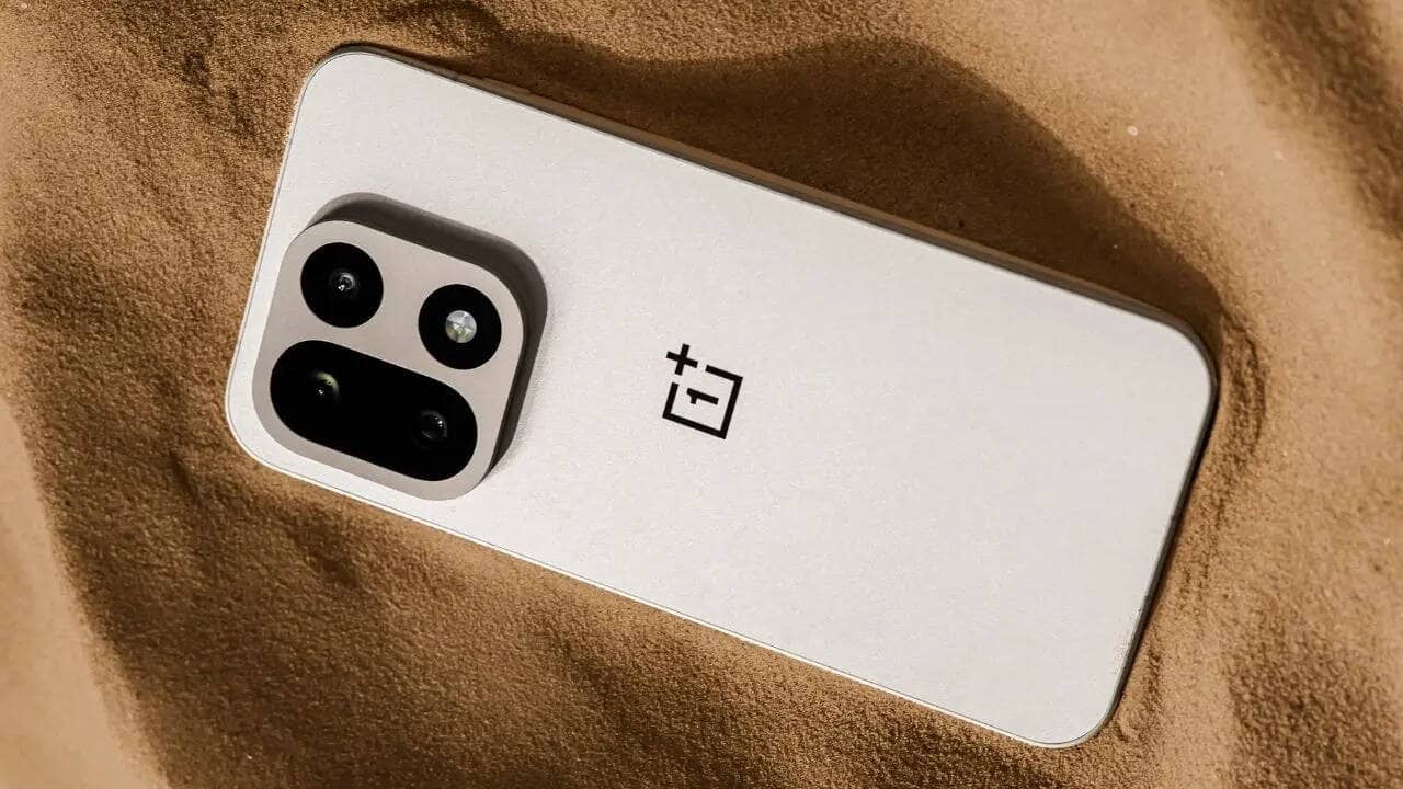 هاتف OnePlus 15R سيستخدم Snapdragon 8 Gen 5 بدلًا من النسخة Elite بحسب تسريبات هاتف OnePlus 15R سيستخدم Snapdragon 8 Gen 5 بدلًا من النسخة Elite بحسب تسريبات