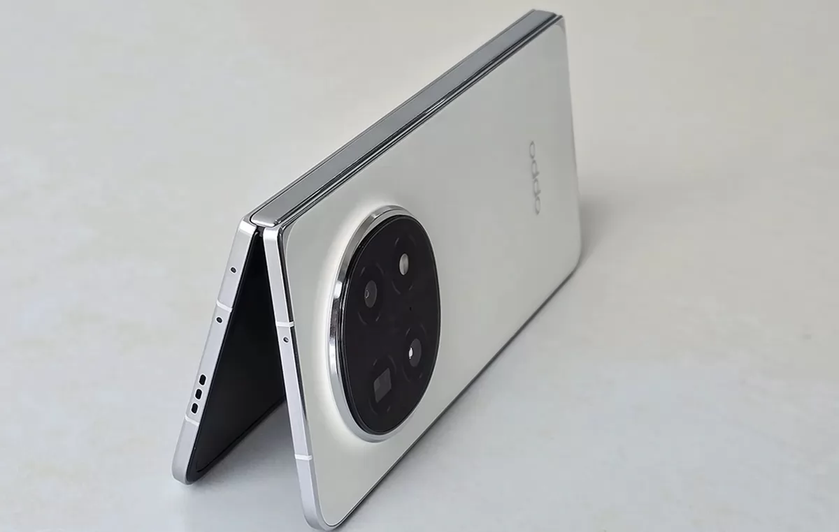 هاتف Oppo Find N6 سيكون أول هاتف قابل للطي يعمل بمعالج Snapdragon 8 Elite Gen 5