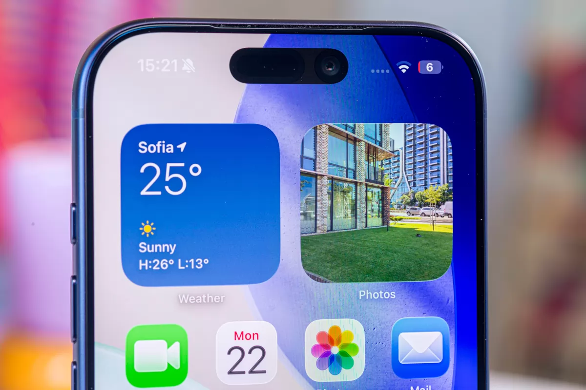تسريبات تكشف تغييرات كبيرة في تصميم شاشة هواتف iPhone 18 Pro وتقليص Dynamic Island تسريبات تكشف تغييرات كبيرة في تصميم شاشة هواتف iPhone 18 Pro وتقليص Dynamic Island