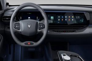 سيارة هواوي الجديدة قادمه بتكنولوجيا القيادة الذاتية مع مواصفات ثورية لأول مرة