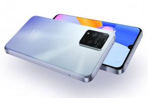 تسريبات جديده حول الهاتف الذكي Honor Play 5 والقادم بكاميرا رباعية بدقة 64 ميجابكسل