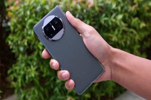 سلسلة Huawei Mate 60 تحطم قيود الاتصالات مع تقنيات الاتصال المزدوجة 4G و 5G