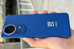 هواوي تطلق هاتفها الثوري Huawei Nova 12 Ultra الجديد مع دعم الاتصال عبر الأقمار الصناعية