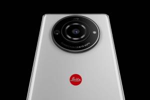 لايكا الألمانية تطلق هاتفها الثوري بأكبر مستشعر في كاميرا في العالم : إليك التفاصيل