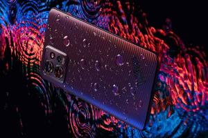 بتصميم مصنع من هياكل الطائرات لينوفو تعلن عن أول هاتف ثوري من سلسلة ThinkPhone المستقبلية