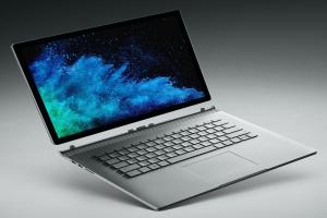 مميزات وعيوب Microsoft Surface Book 2