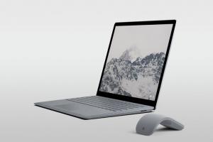مميزات وعيوب Microsoft Surface Laptop