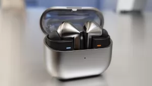 تسريبات جديدة تكشف سعات بطاريات Galaxy Buds 4 و Buds 4 Pro قبل الإطلاق