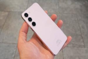 سامسونج تكشف عن هاتف Samsung Galaxy S23 FE بمواصفات ثورية وسعر رخيص