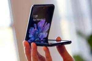 تسريب مواصفات الهاتف المنتظر Tecno Phantom V Flip 5G بشاشة دائرية خارجية