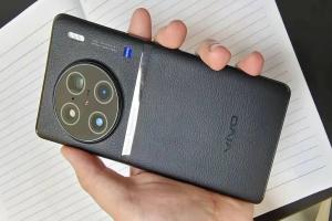 فيفو تستعد للكشف عن أقوي هواتفها الذكية علي الإطلاق بقدرات ثورية : إليك التفاصيل الكاملة