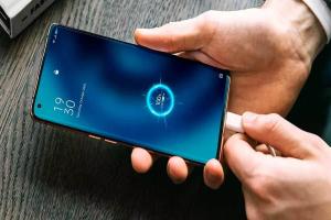 رئيس بشركة Oppo تقنية ثورية قادمة لشحن الهاتف بالكامل 100% خلال ثانية واحدة