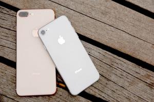 هل سبق لك امتلاك أحد هواتف ايفون الشهيرة هذه؟ قد تحصل على تعويض من أبل