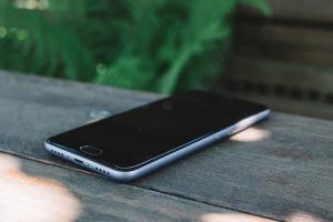 أسوء 6 أخطاء تفعلها في هاتفك الأندرويد تتسبب في بطئ سرعته : يرتكبها معظم المستخدمين