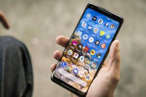 صدمة لبعض مستخدمي هواتف Android سيتوقف هاتفك نهائيا عن العمل اليكم القائمة كاملة