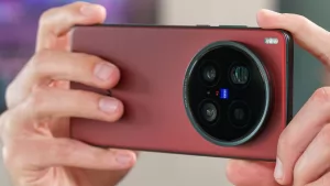 تسريبات تكشف اعتماد vivo X300 Ultra على مستشعر متعدد الأطياف لتحسين دقة الألوان