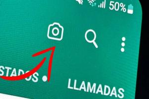 تحديث جديد لواتساب : ما هو زر الكاميرا الجديد في التطبيق؟