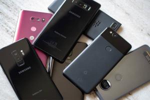 أسوأ 20 هاتف على كوكب الأرض تم الأعلان عنهم : هواتف ذكية غير متوقع تواجدها