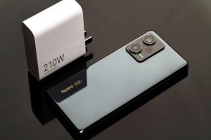 شاومي تطلق أسرع هاتف ذكي بشاحن 210 وات في العالم بأرخص سعر : إليك المواصفات الكاملة